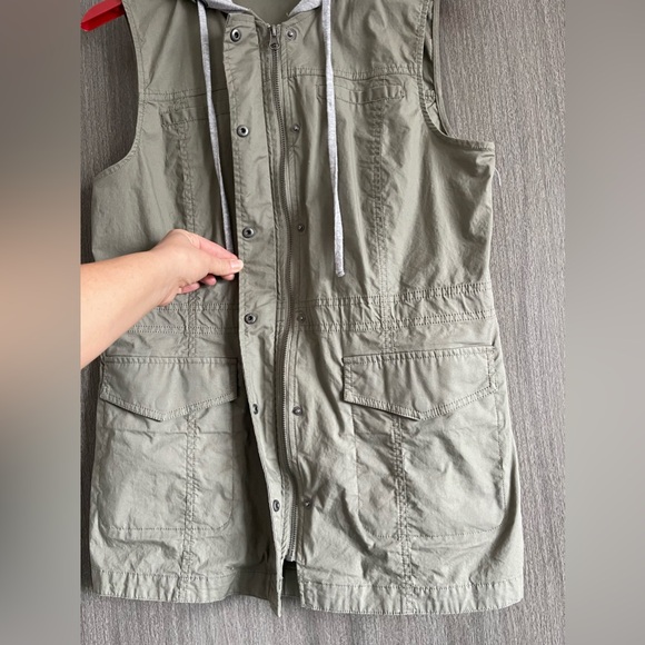 Tribal Hooded Vest - Cargo Pockets & Olive Grey - Size Medium - Picture 3 of 16